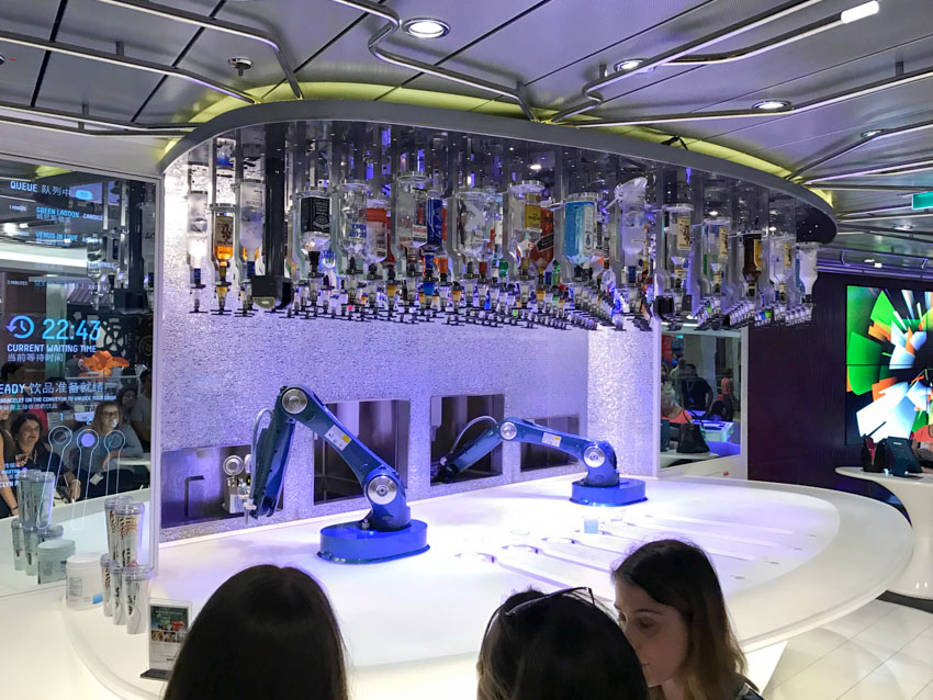 Bionic Bar where robots make drinks