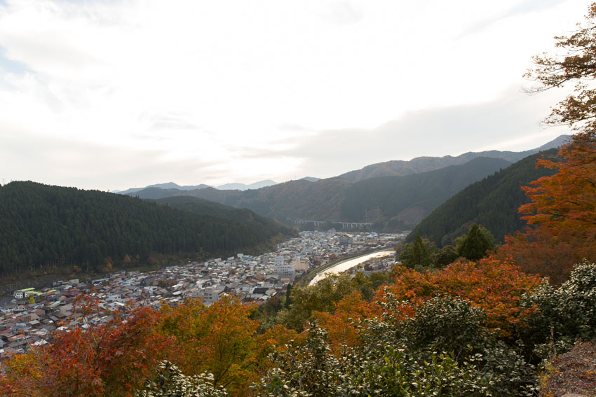 The city of Gujo as seen from the top of Gujo-Hachiman castle