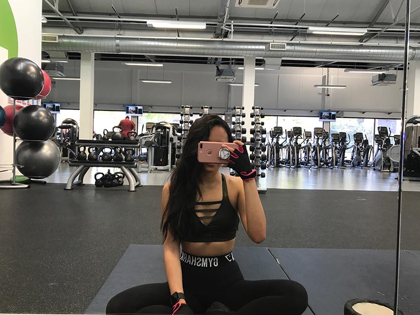 A gym selfie from Pauline