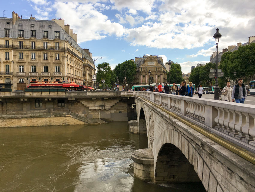 A bridge on the River Seine