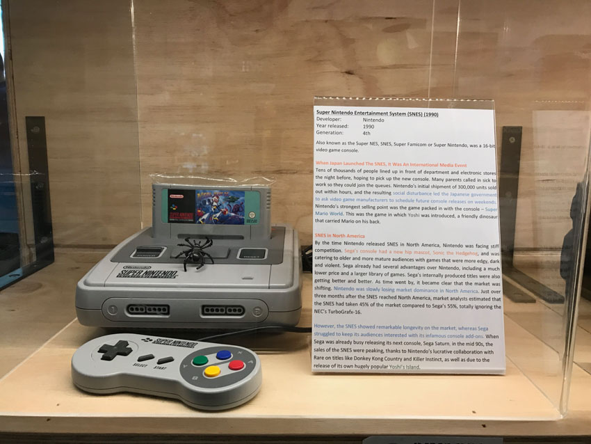 Display of the Super Nintendo Entertainment System