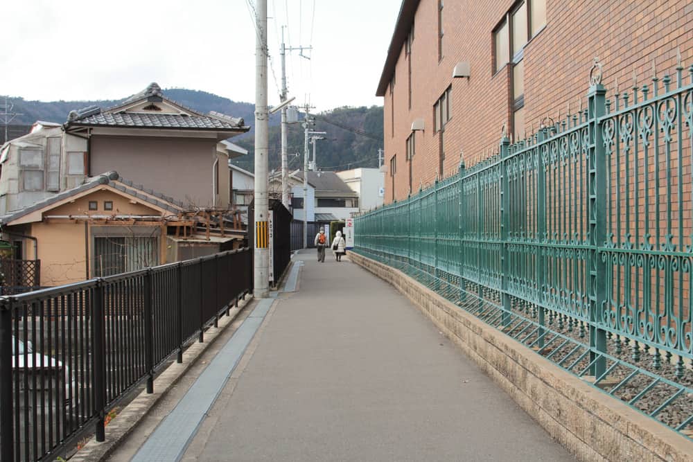 Walking from Saga-Arashiyama Station