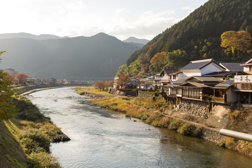 The Yoshida River in Gujo in autumn