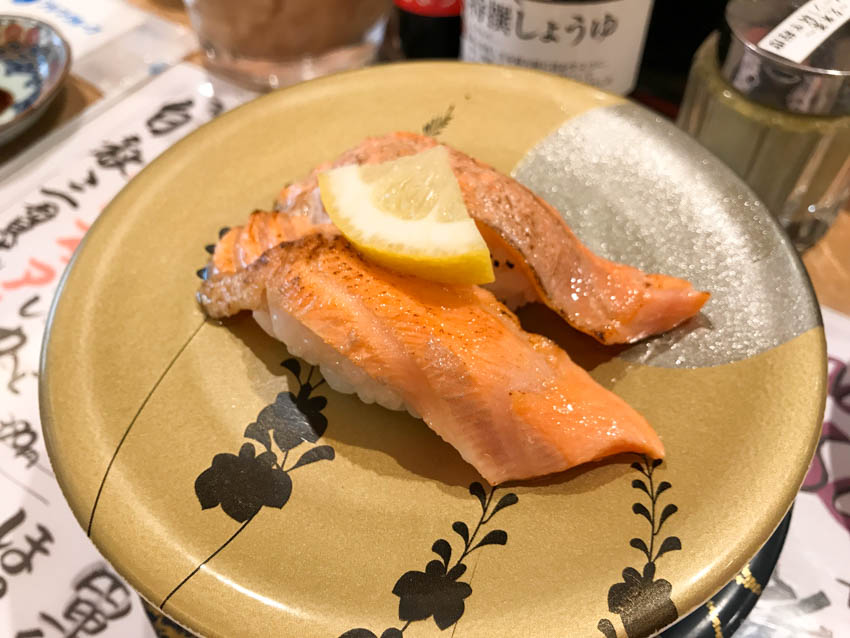 Aburi salmon nigiri