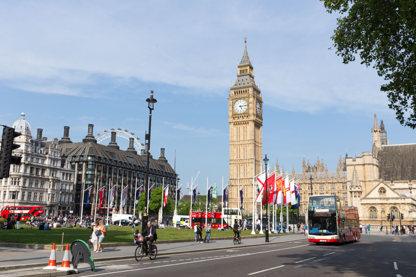 Elizabeth Tower (also known as Big Ben) with roads and traffic in view