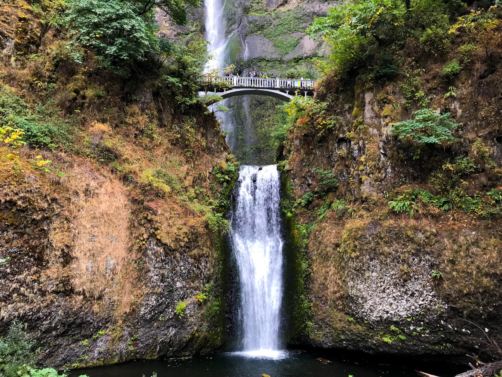 The same view of a waterfall as in the previous image on this page, but in landscape orientation