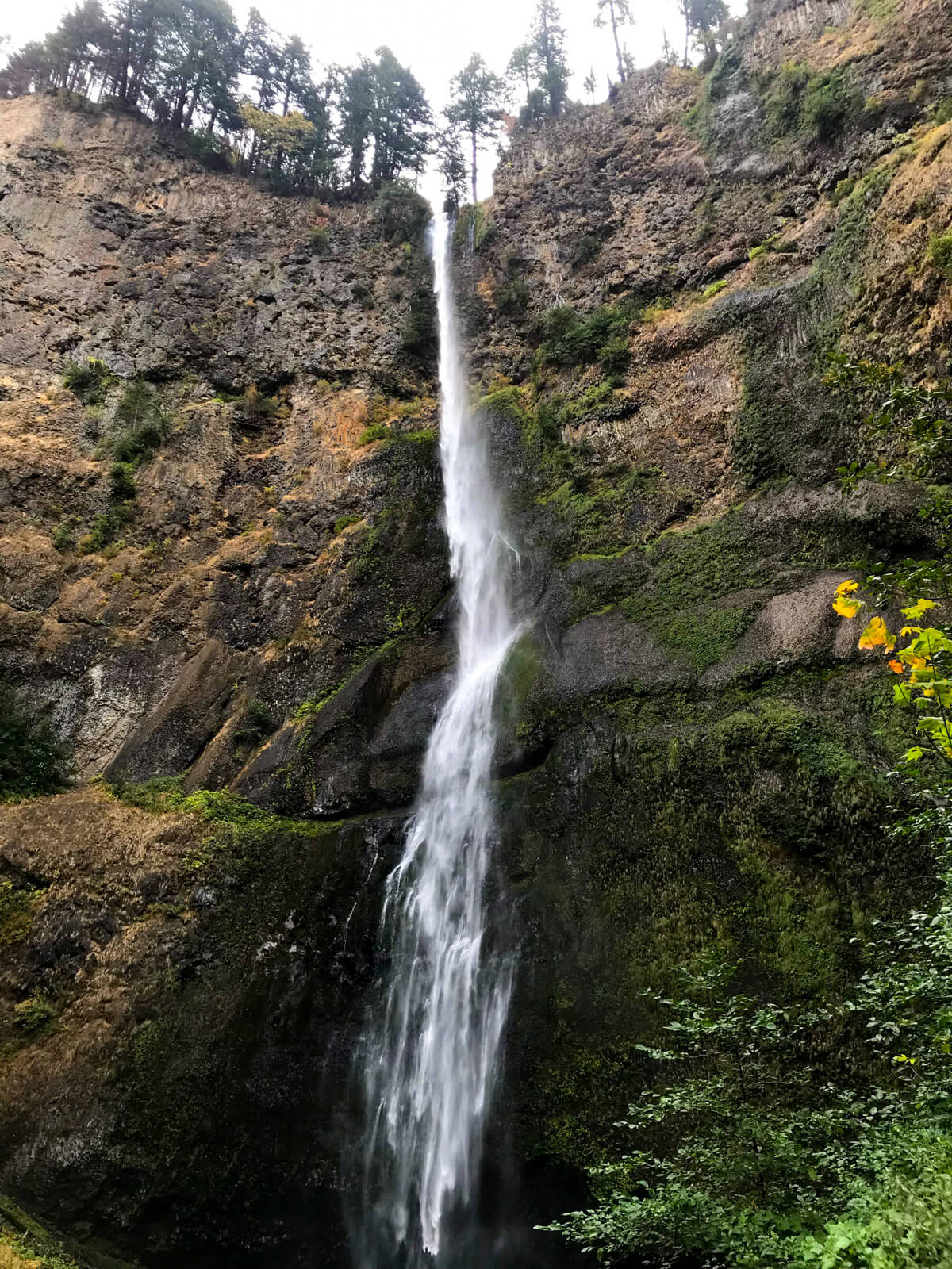 A closeup of the topmost part of the aforementioned waterfall