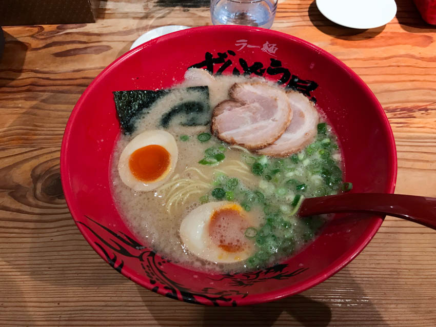 A bowl of ramen from Zundoya