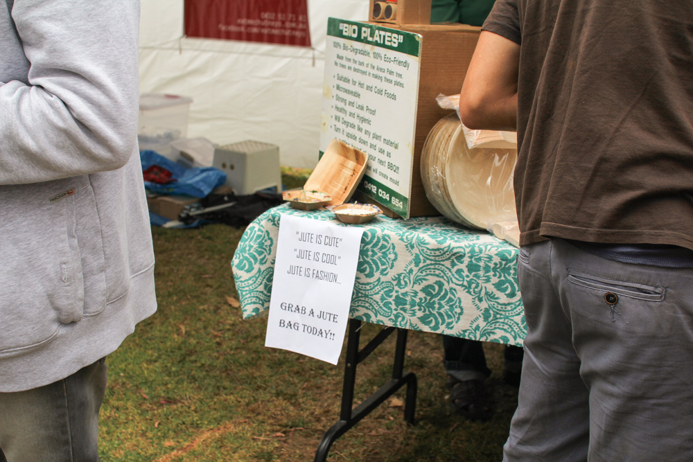 This stall sold biodegradable plates/containers. I got a small sample one!