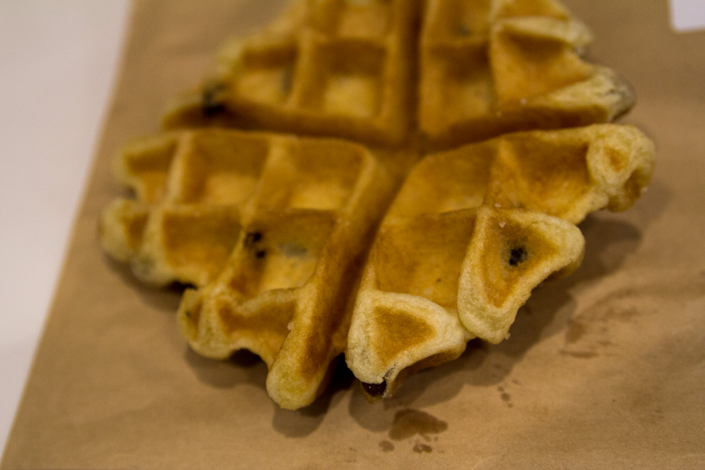 Plain waffle with apple and sultana