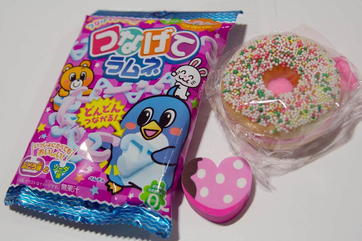 Kracie chain candy, dessert eraser and donut mirror